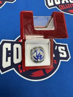 Los Angeles Dodgers Replica 2020 World Series Ring with Display Box