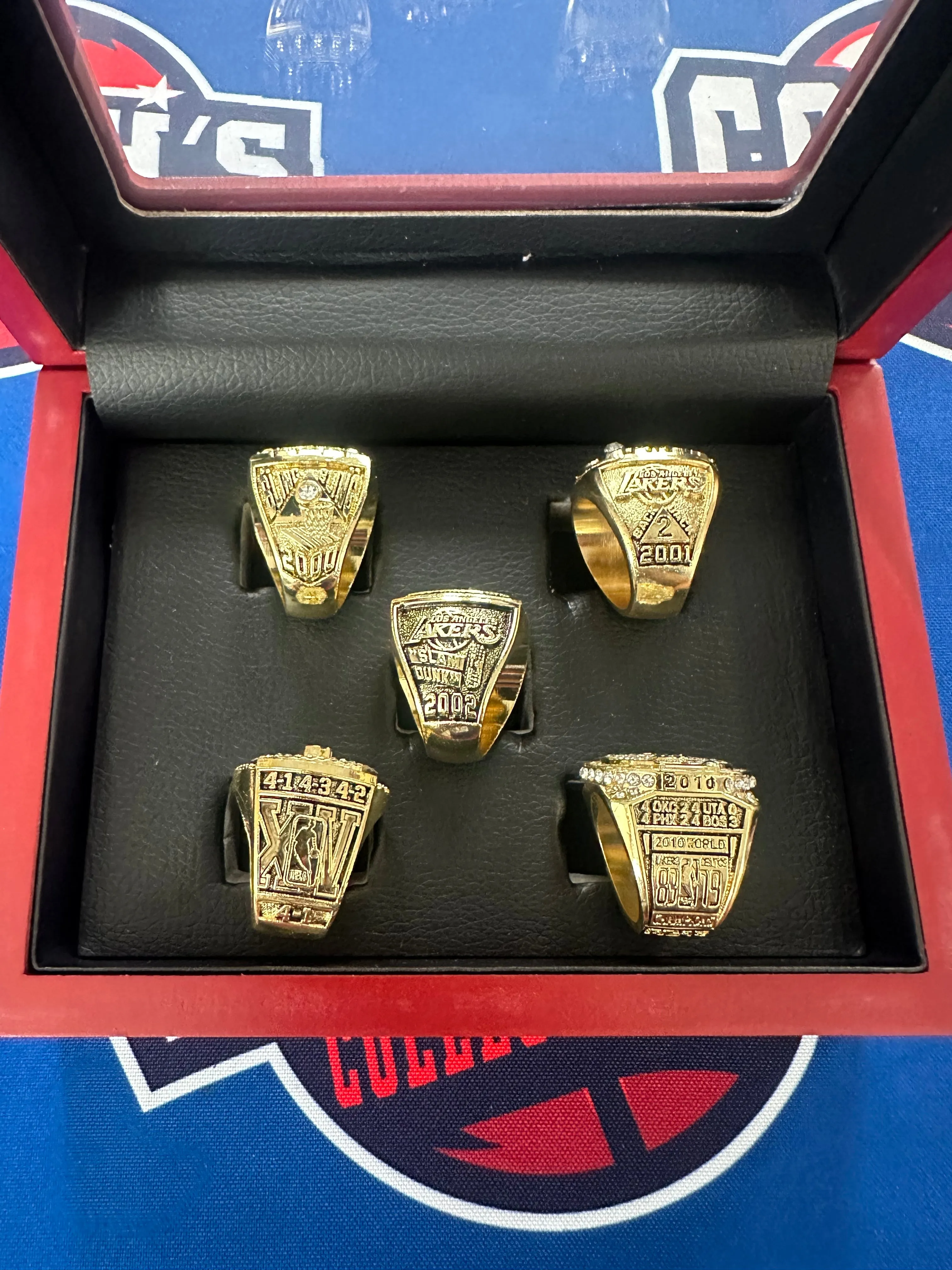 Los Angeles Lakers 5pc Kobe Bryant Replica NBA Championship Ring Set with Display Box