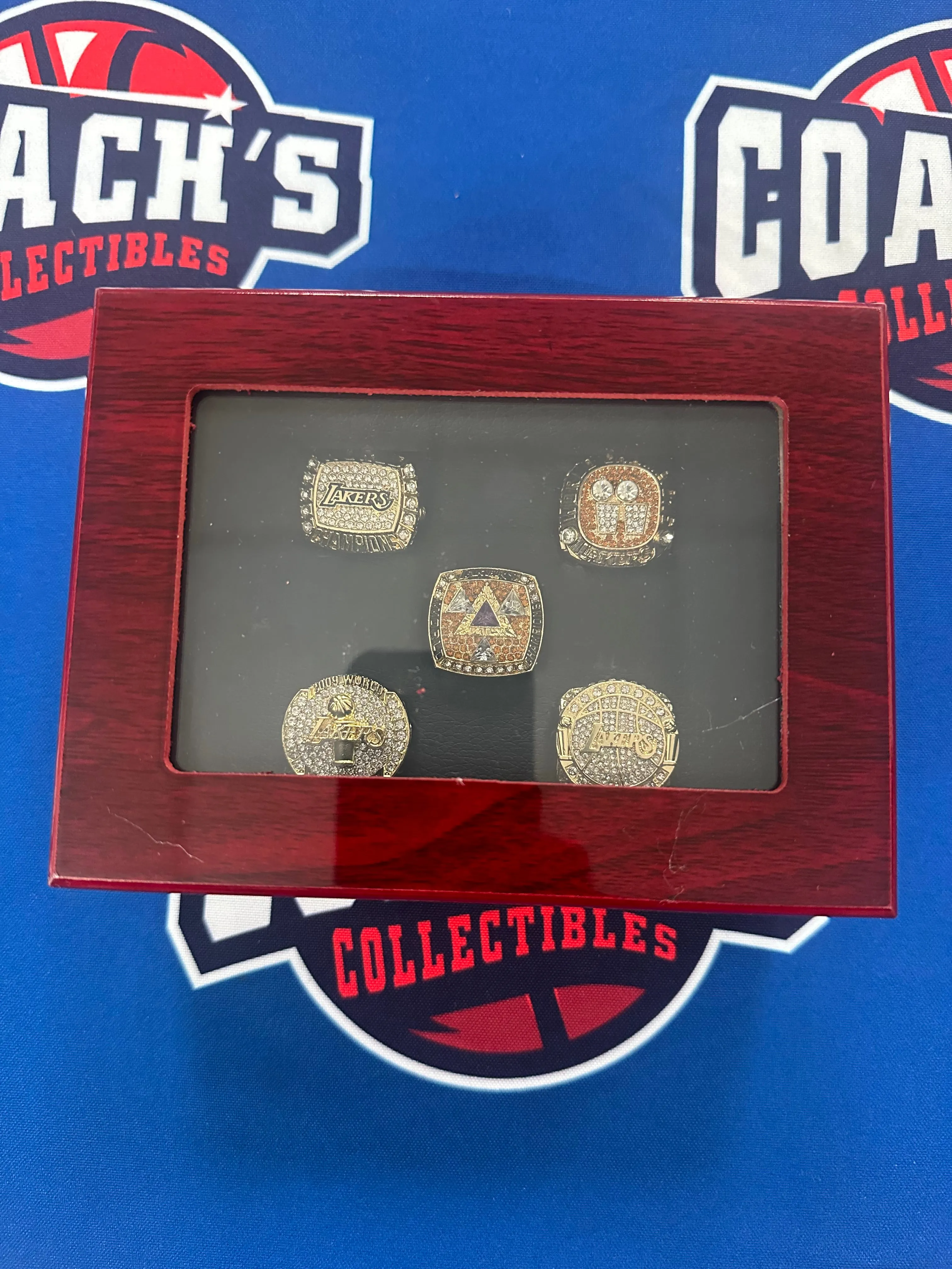 Los Angeles Lakers 5pc Kobe Bryant Replica NBA Championship Ring Set with Display Box