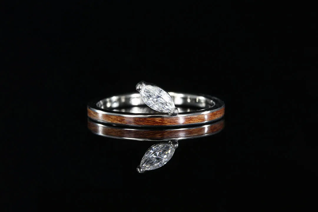 Marquise Leaf Ring With Sheoak Wood Inlay