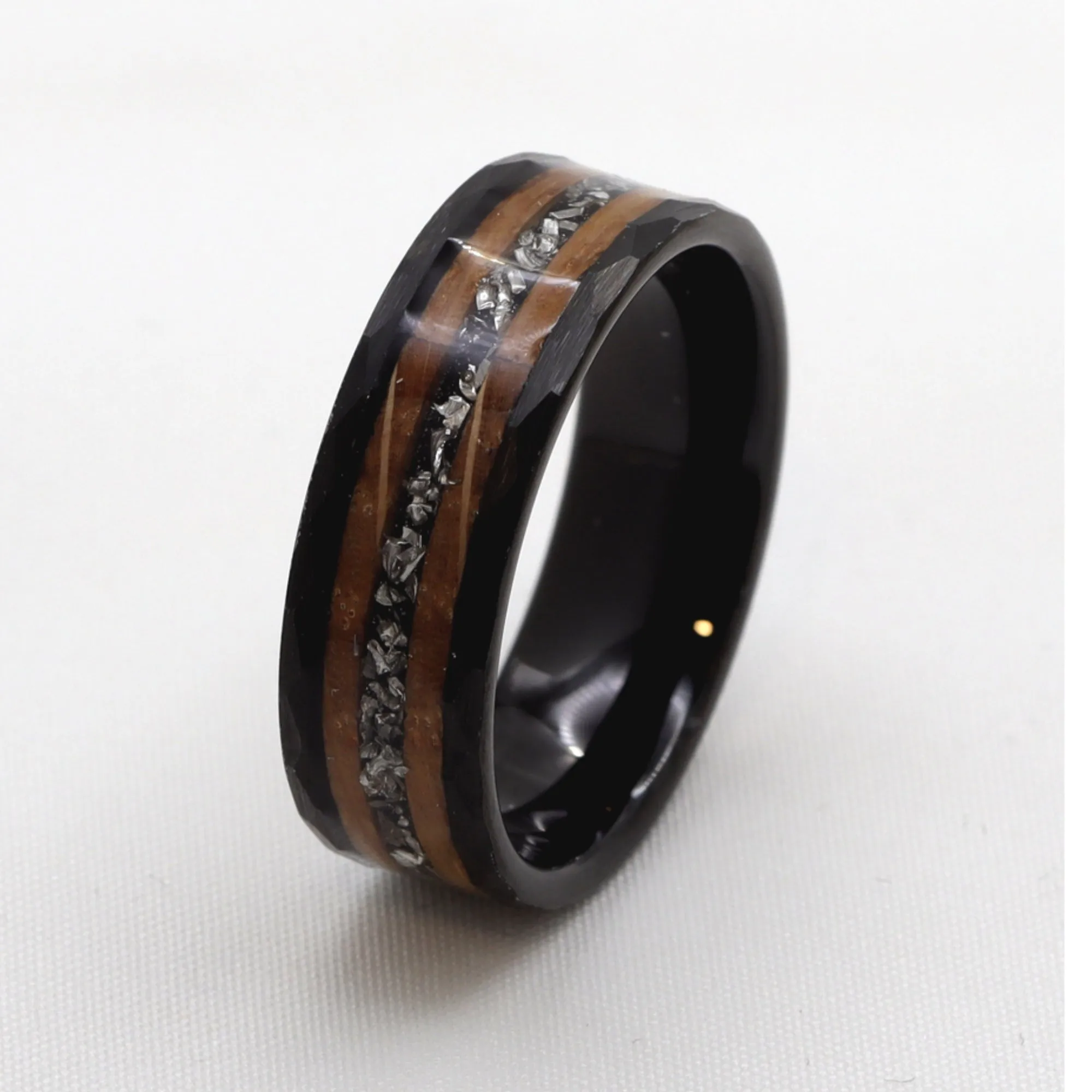 Men's Wedding Band Rings, Hammered Surface (8mm Width, Comfort  Fit)