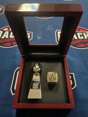 New Orleans Saints 2pc Replica Super Bowl Ring & Trophy with Display Box