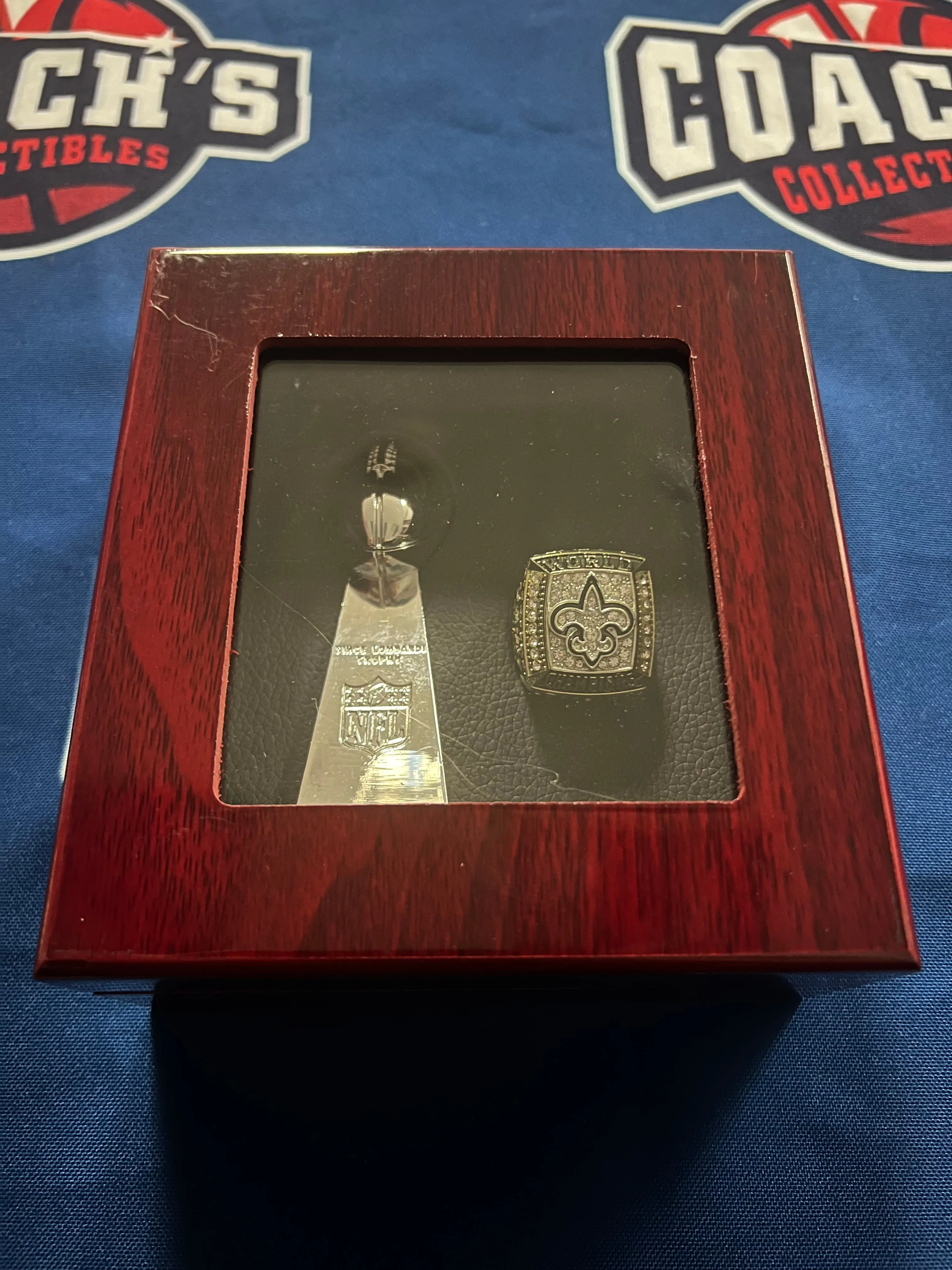 New Orleans Saints 2pc Replica Super Bowl Ring & Trophy with Display Box