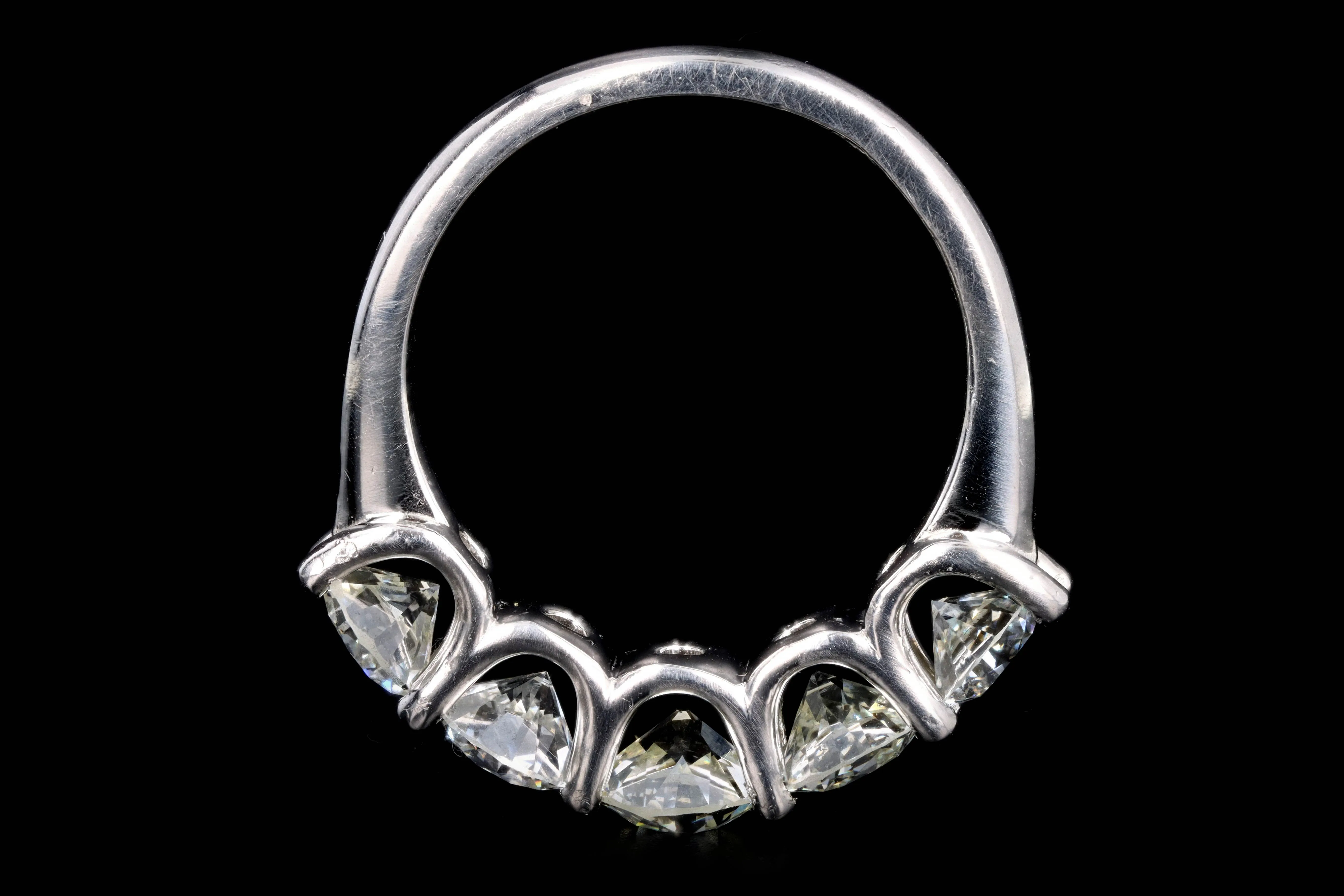 New Platinum 2.92 Carat Diamond 5 Stone Ring