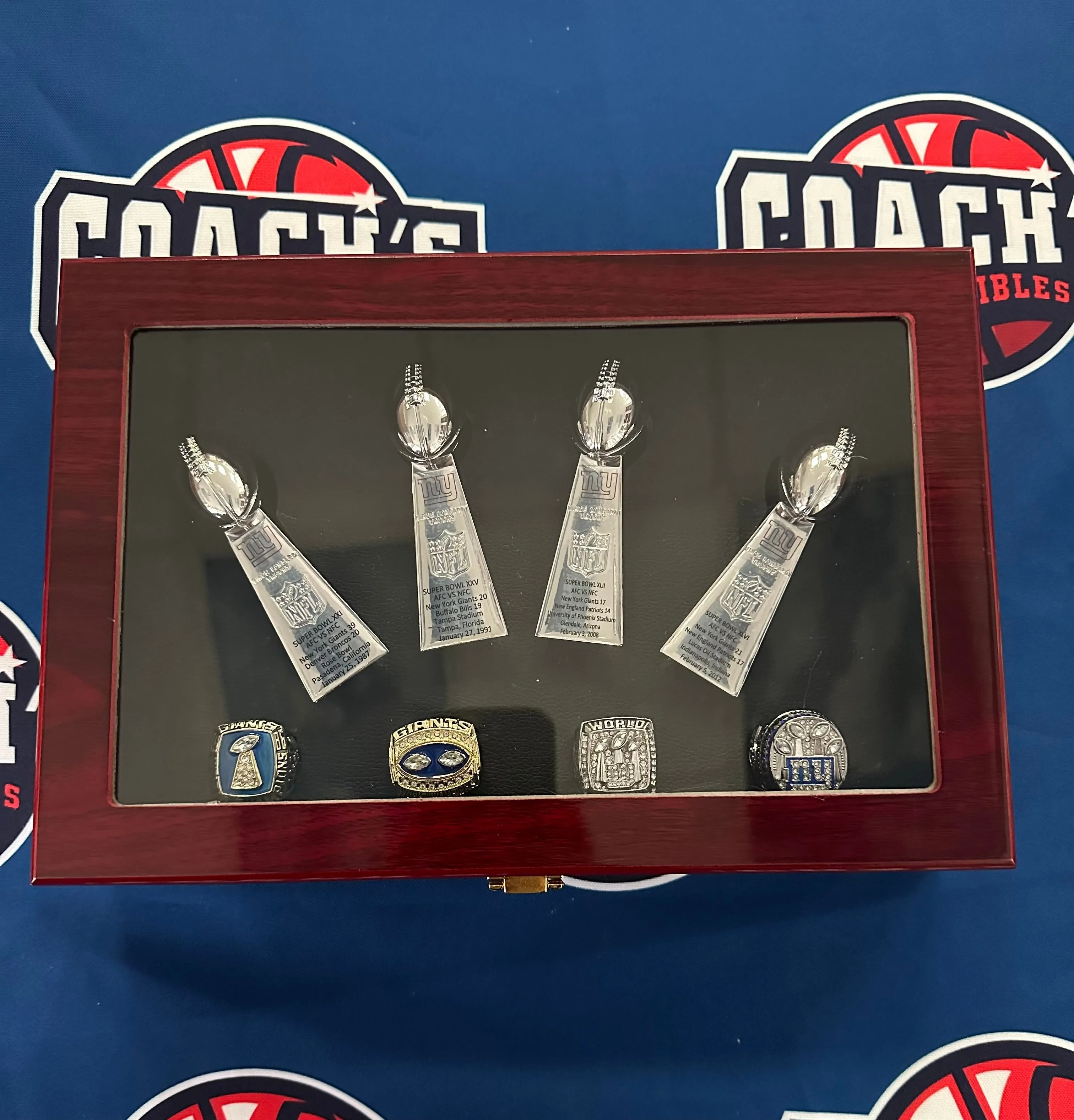 New York Giants 8pc Replica Super Bowl Ring & Trophy Set w/ Display Box