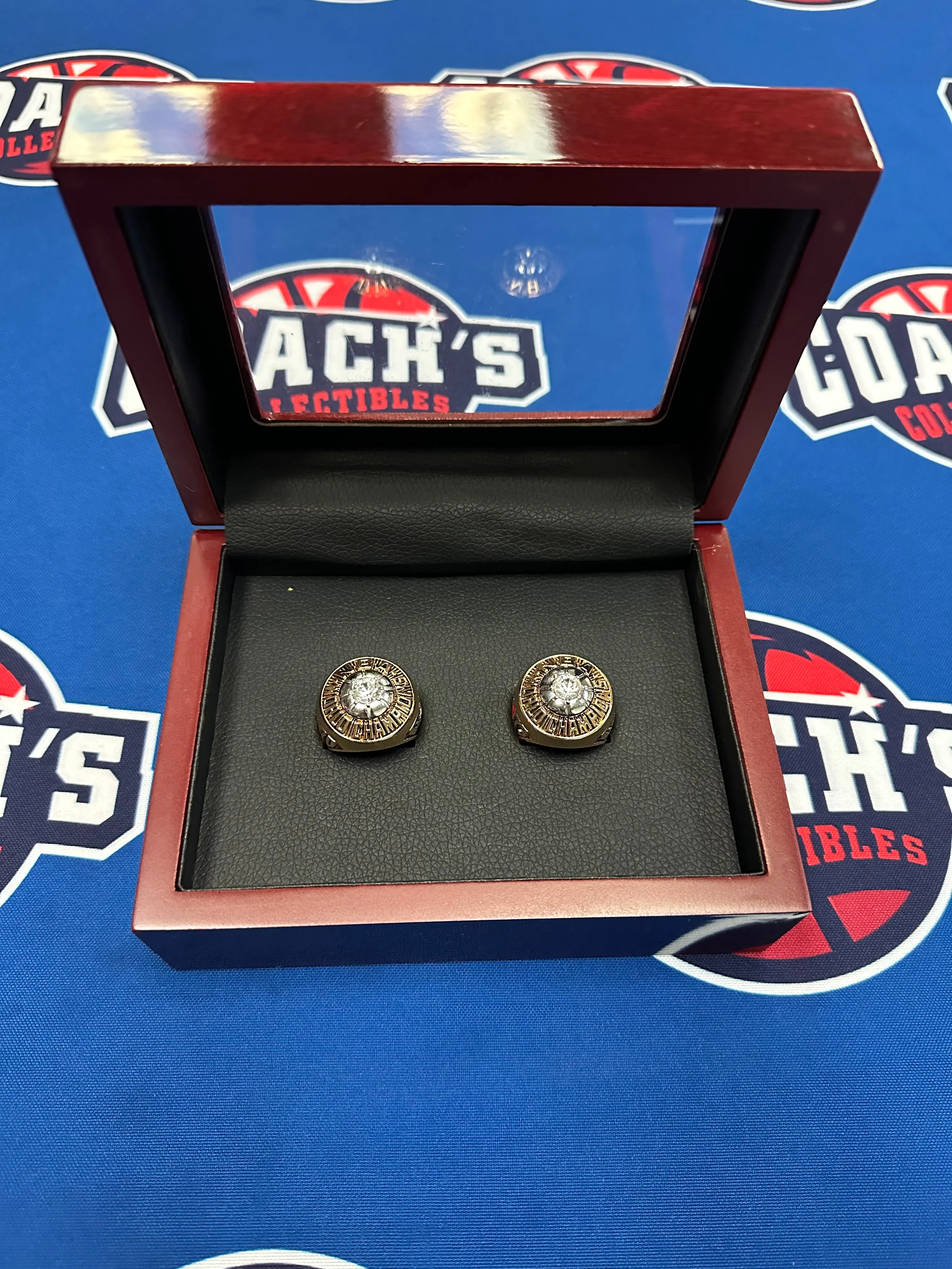 New York Knicks 2pc Replica NBA Championship Ring Set w/ Display Box