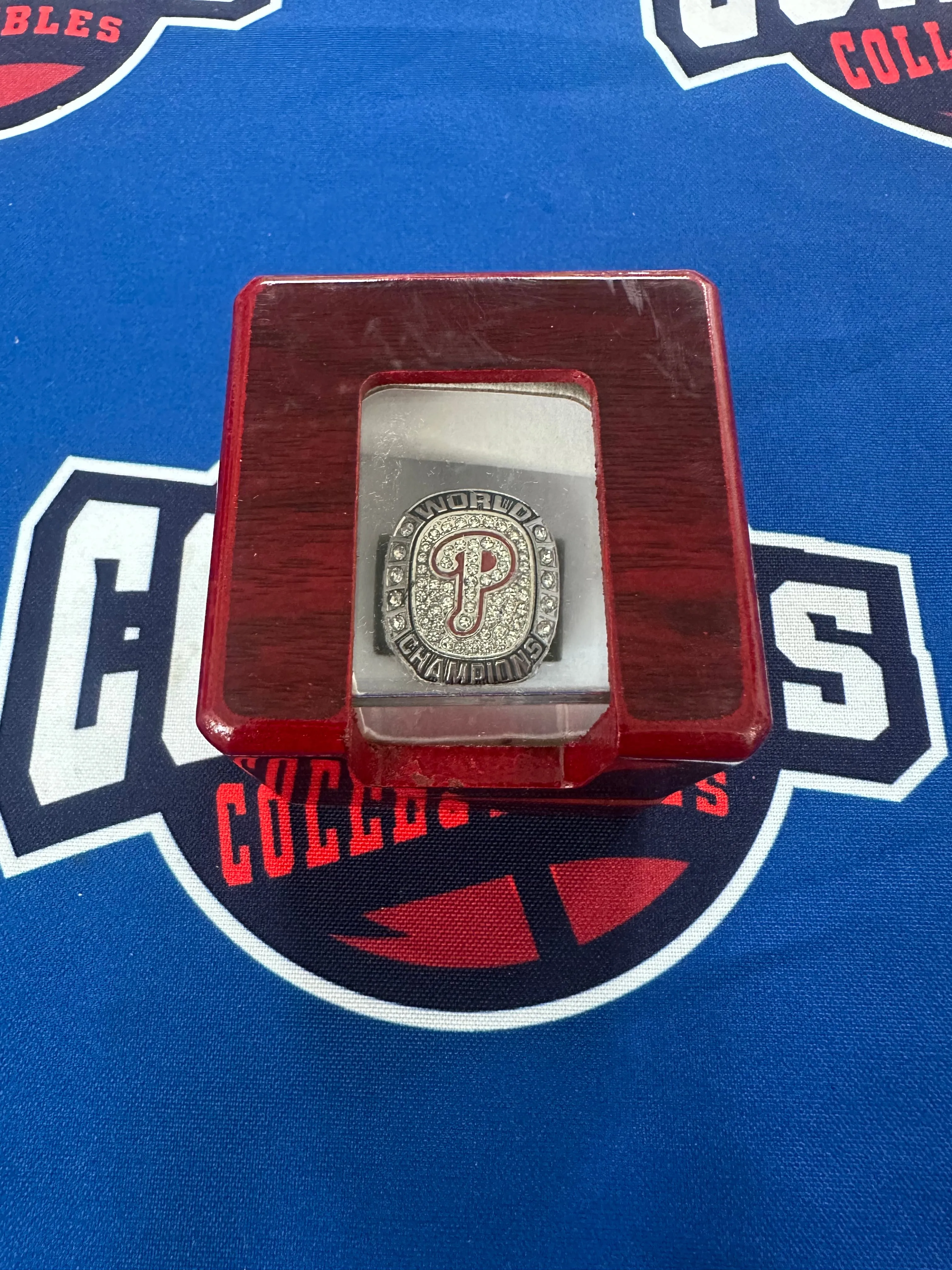 Philadelphia Phillies 2008 World Series Replica Ring with Display Box