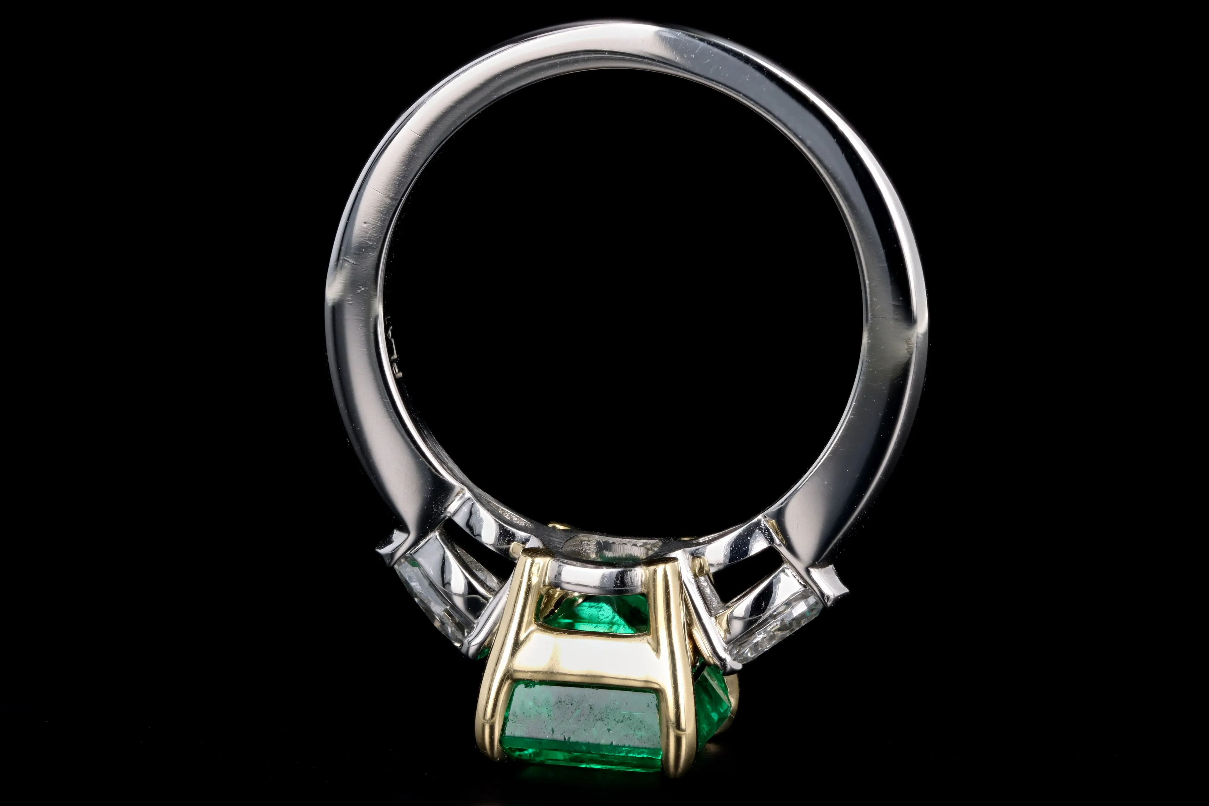 Platinum and 18K Yellow Gold 2.90 Carat Colombian Emerald and Diamond Ring AGL Certified