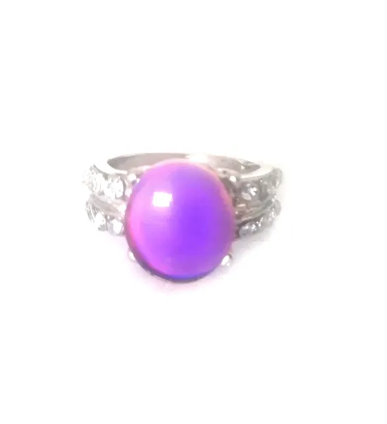 Pretty Oval Mood Ring