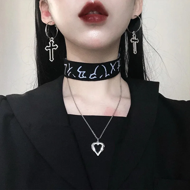 "CROSS" EARRING N090804