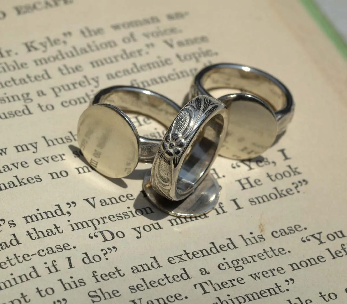Ring Nickel Silver Flowers Wire Pattern Glue Pad Round for Gluing - Size 8 Handmade Ring Blanks, DIY Ring
