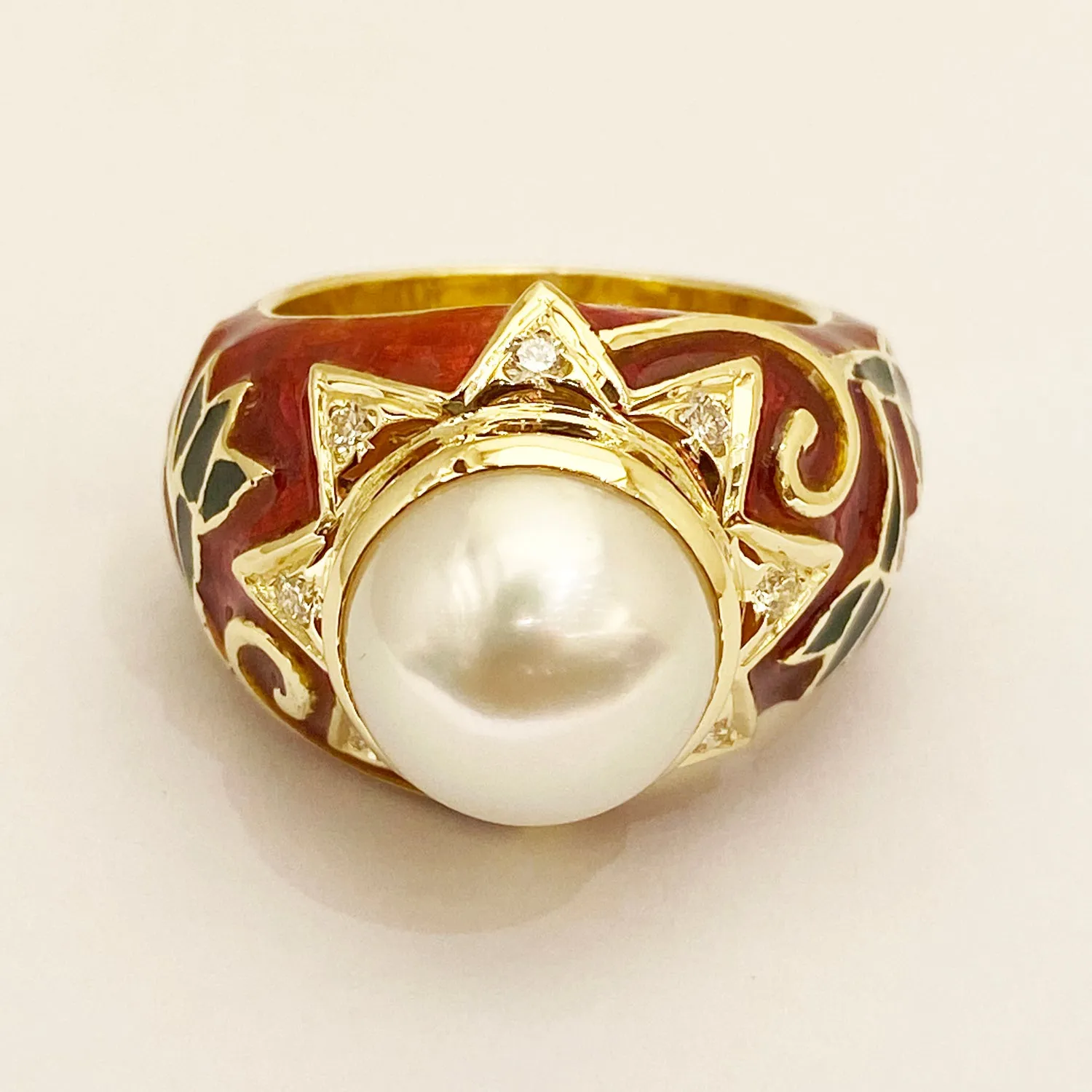 Ring - Pearl and Diamond (Enamel) in 18K gold