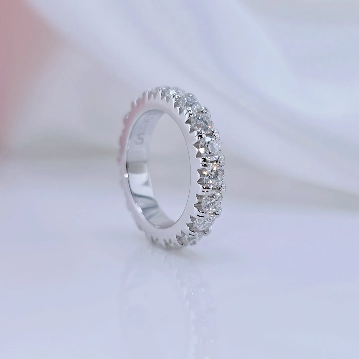 Round Cut Diamond Eternity Wedding Band