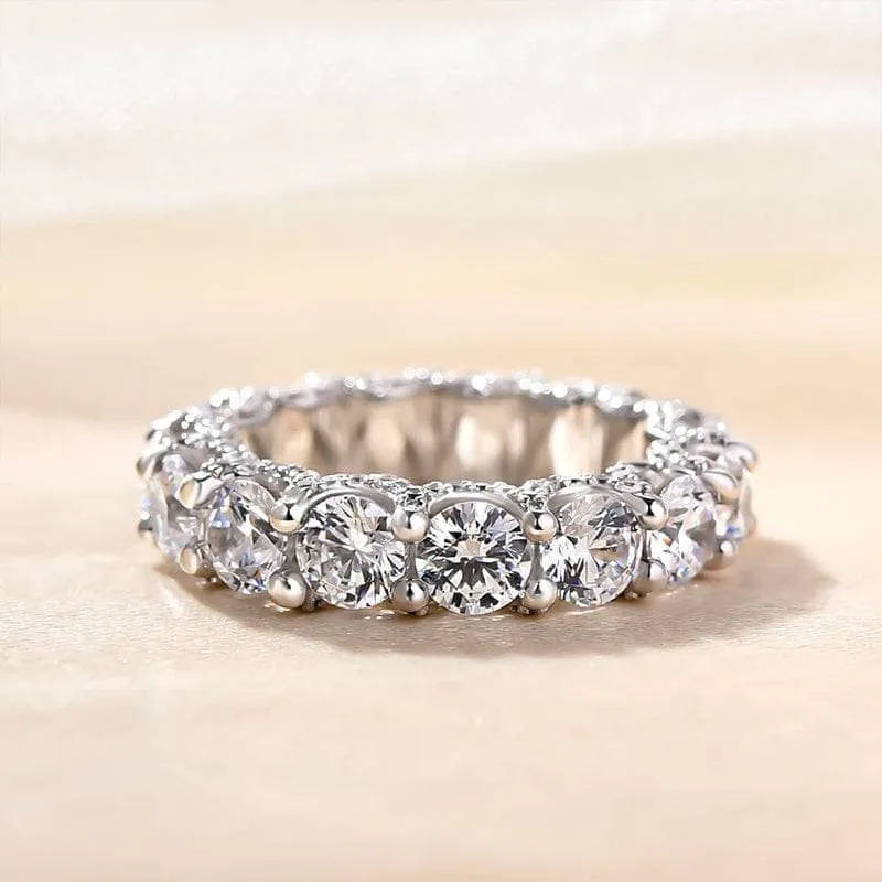 Round Cut Simulated Diamond Wedding Band In White Gold