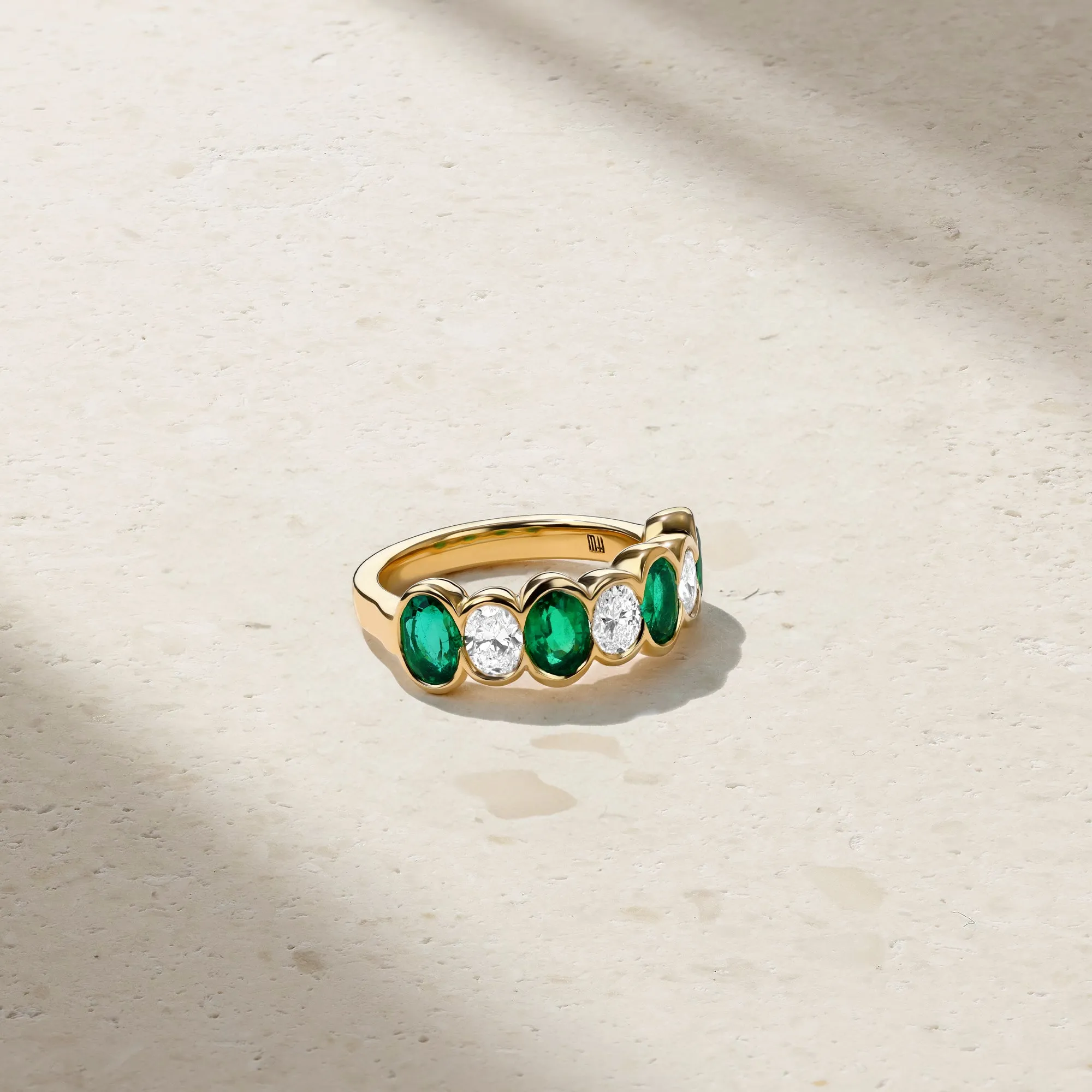 Sculpted Oval Emerald and Diamond Alternating Band