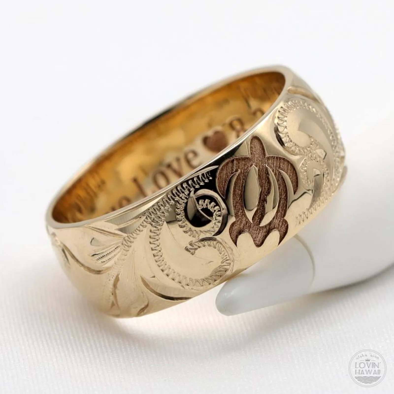 Sea Turtle  Ring From Hawaii, Made of Solid 14K Gold, Hand Engraved Design (8mm Width, Dome Style)