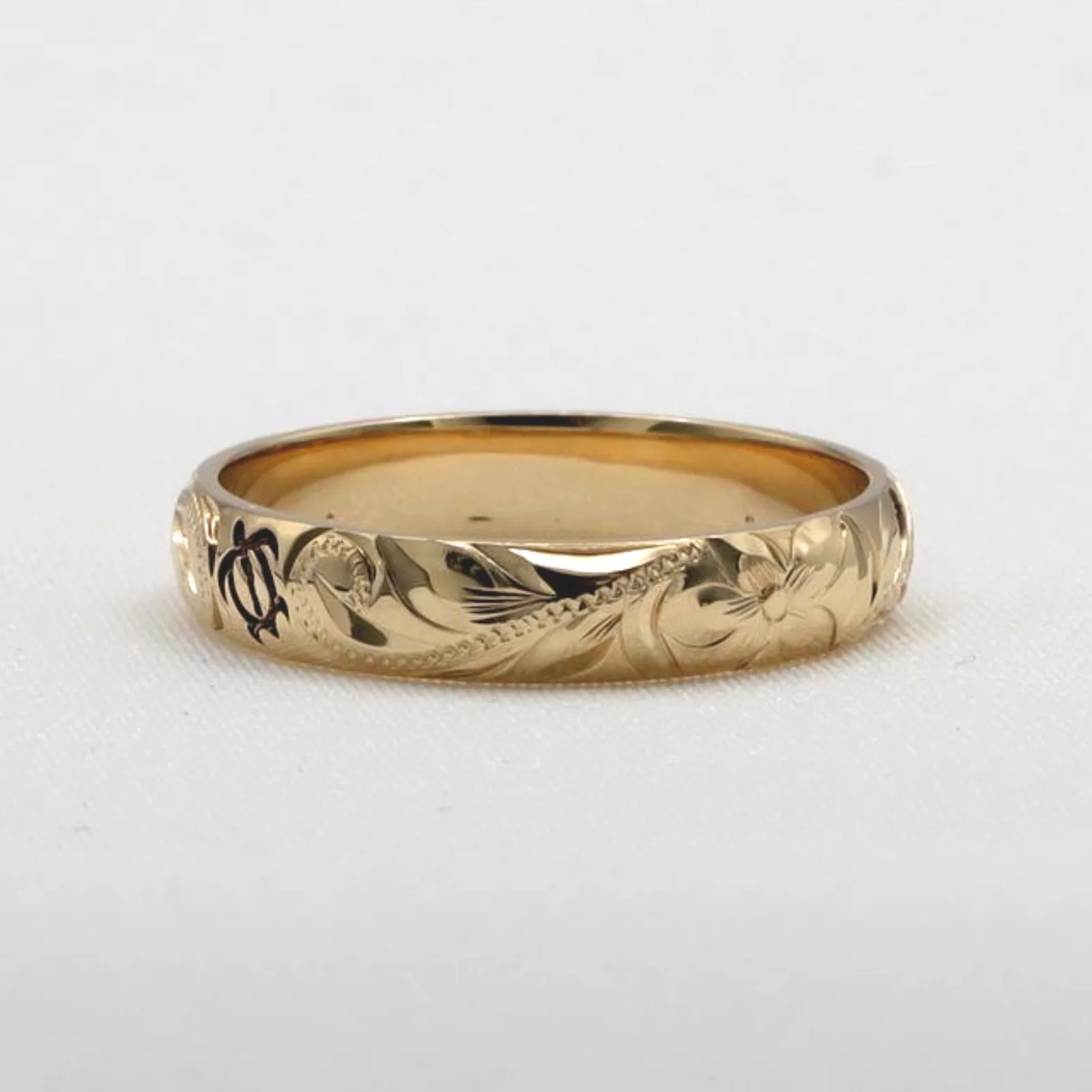 Sea Turtle Wedding Ring From Hawaii, Made of Solid 14K Gold, Hand Engraved Design (Barrel Style)