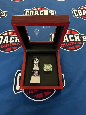 Super Bowl III New York Jets Replica Super Bowl Ring & Lombardi Trophy w/ Display Box