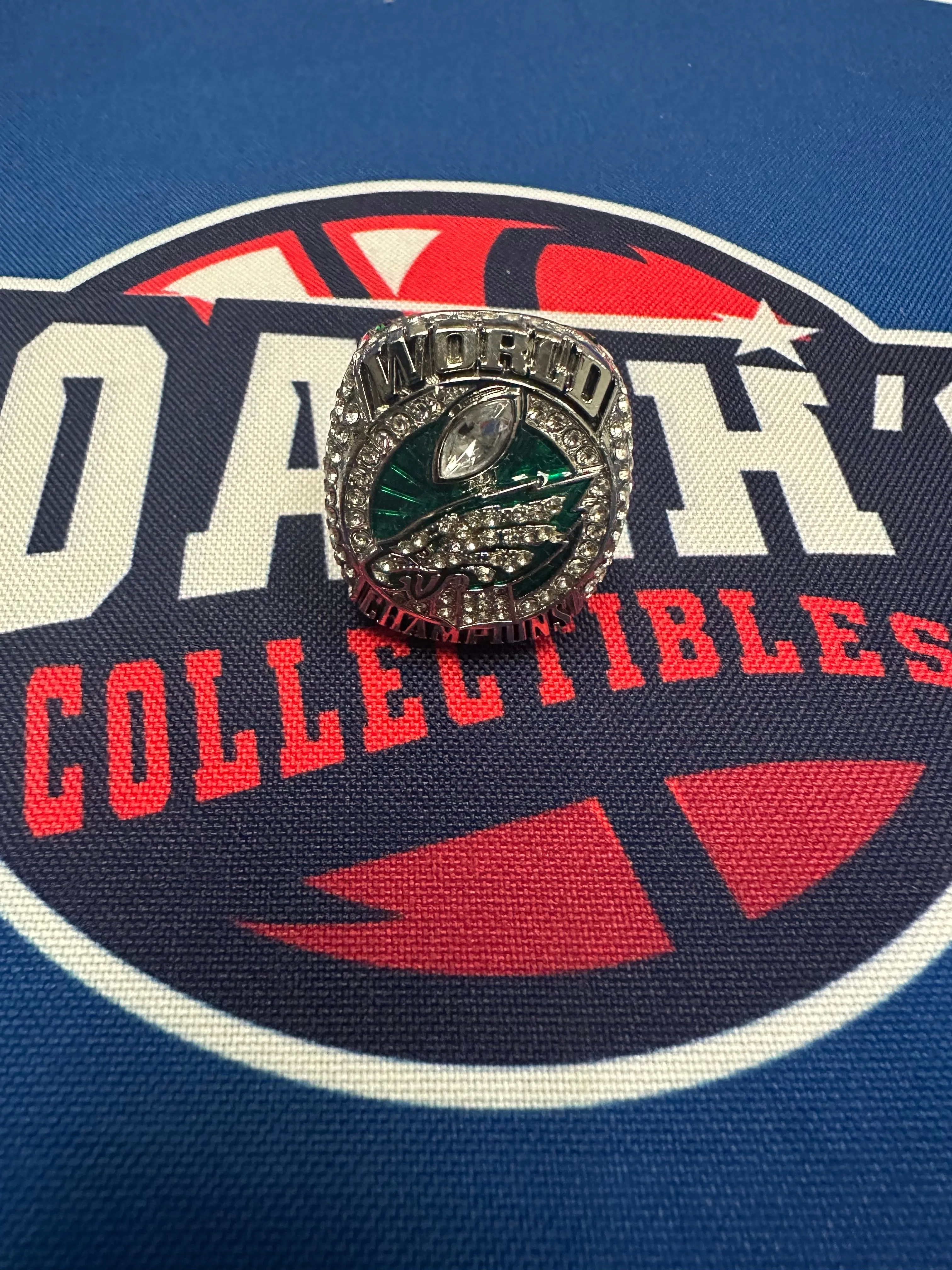 Super Bowl LII Philadelphia Eagles Replica Super Bowl Ring