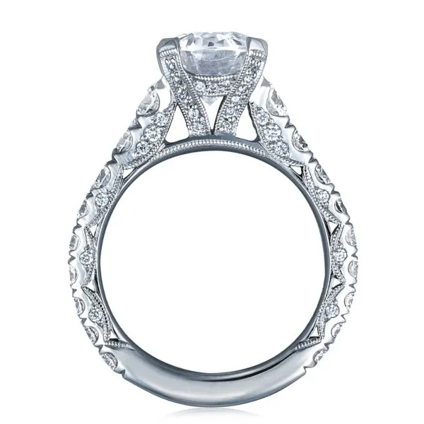 Tacori RoyalT Graduated Prong Set Oval Diamond Engagement Ring