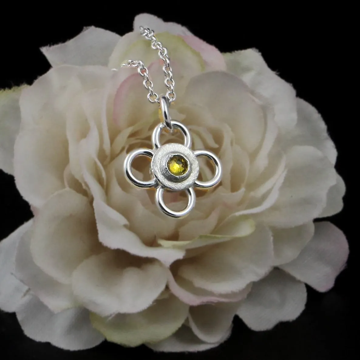 Verdande Necklace