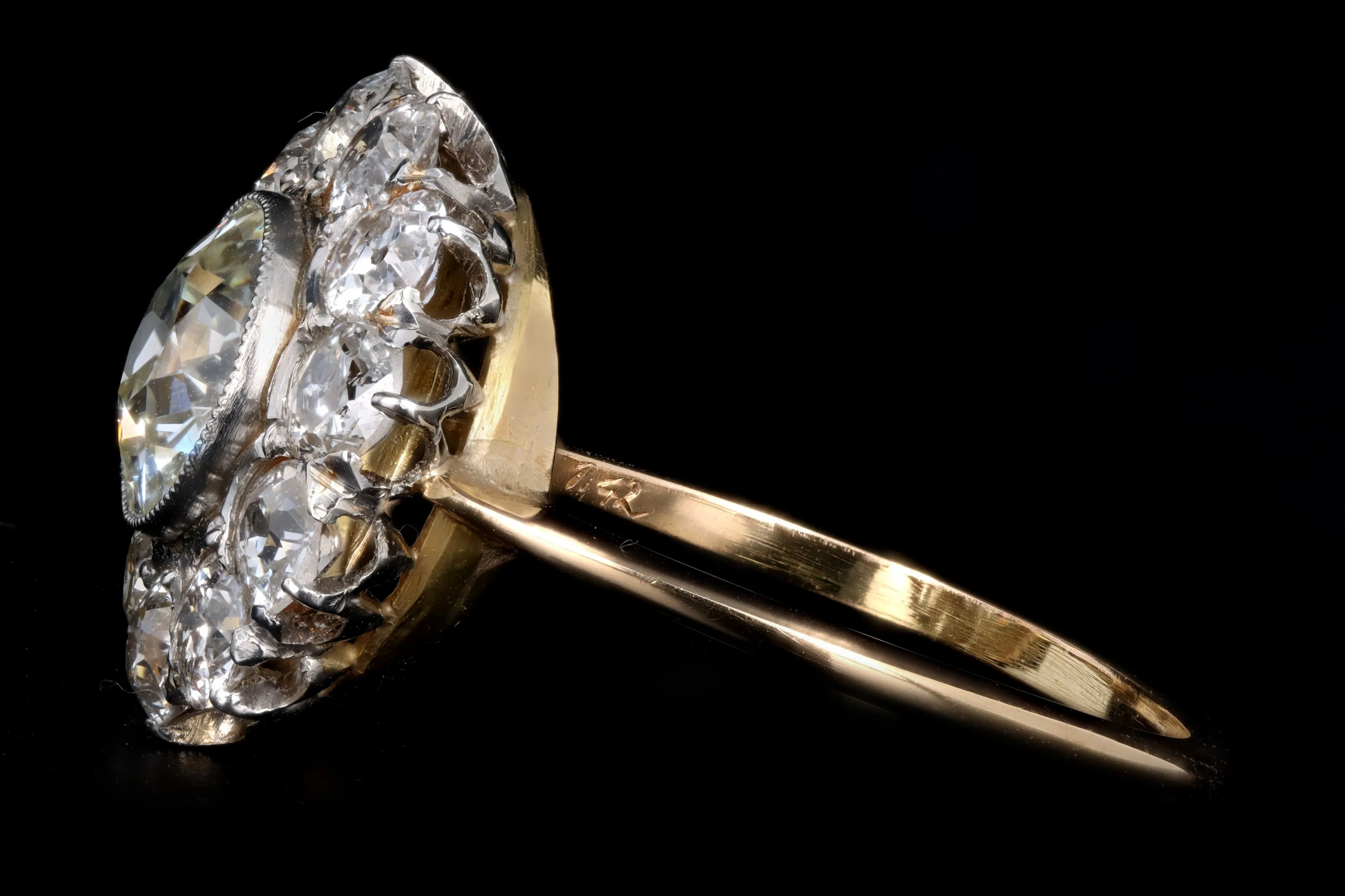 Victorian 18K Yellow Gold 1.42 Carat Old European Diamond Cluster Engagement Ring