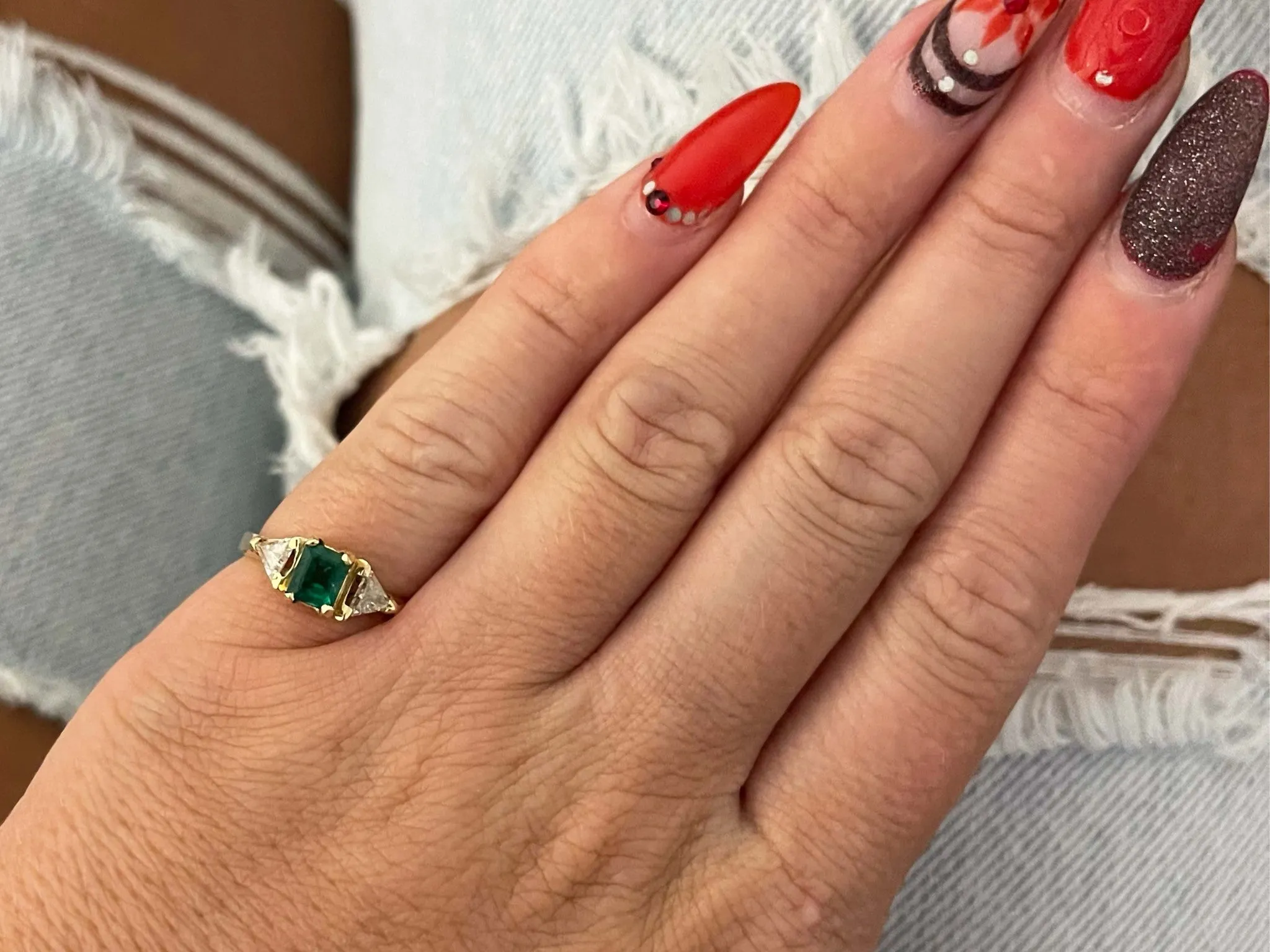 Vintage Green Emerald and Diamond Ring in 14k Yellow Gold