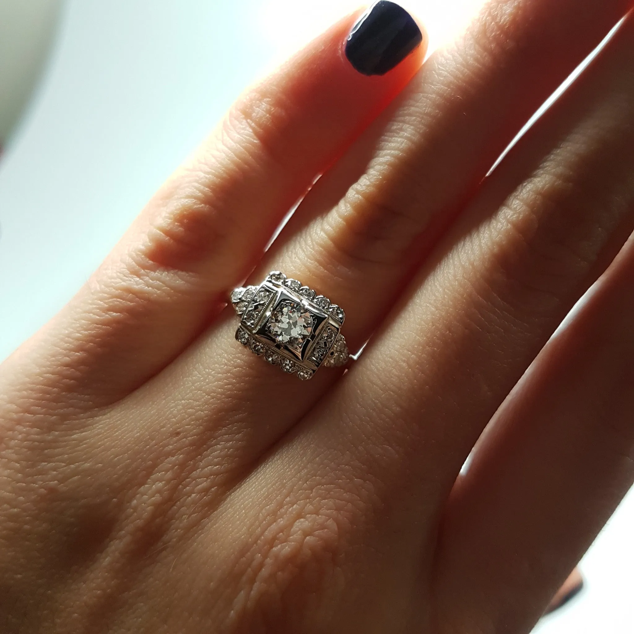 VINTAGE OLD EUROPEAN AND SINGLE CUT DIAMOND RING