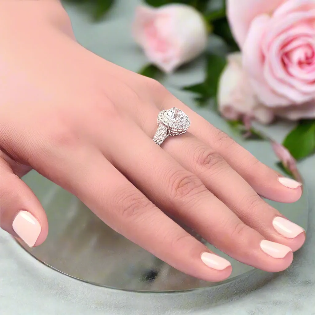 Vintage Style 2.0 Ct Diamond Halo Engagement Ring