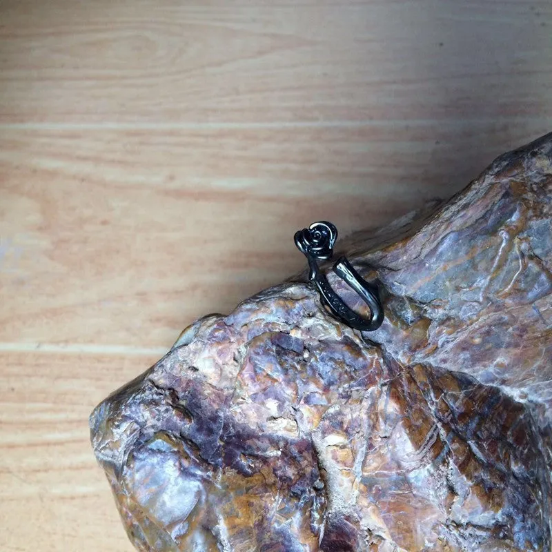 Vintage Style Thorn Rose Rings